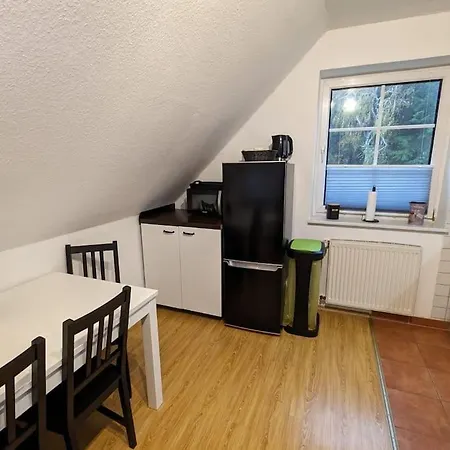 Kleine Klecks Am Jasmunder Bodden Bergen Auf Rugen