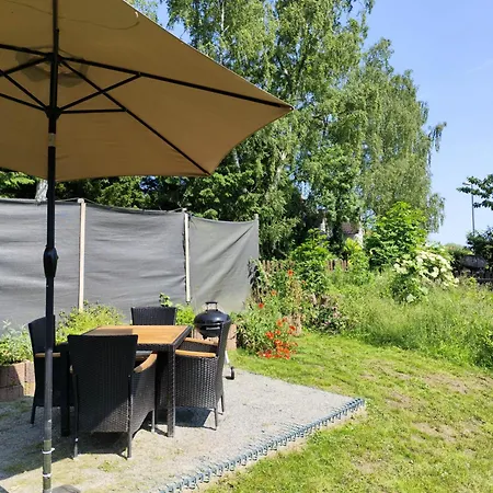 Kleine Klecks Am Jasmunder Bodden *