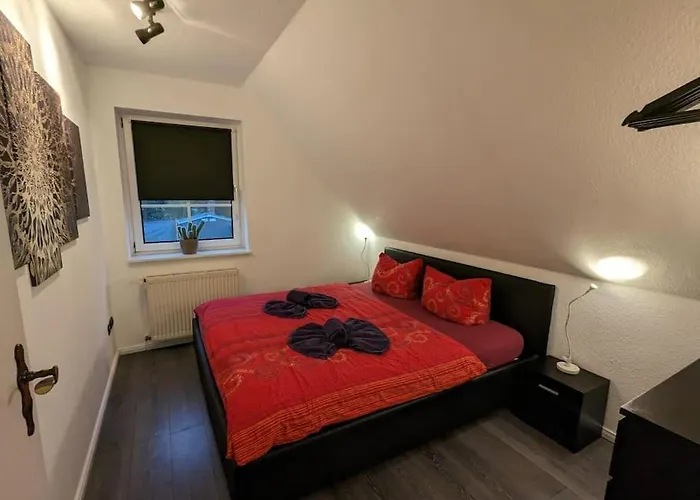 Daire Kleine Klecks Am Jasmunder Bodden Bergen Auf Rugen